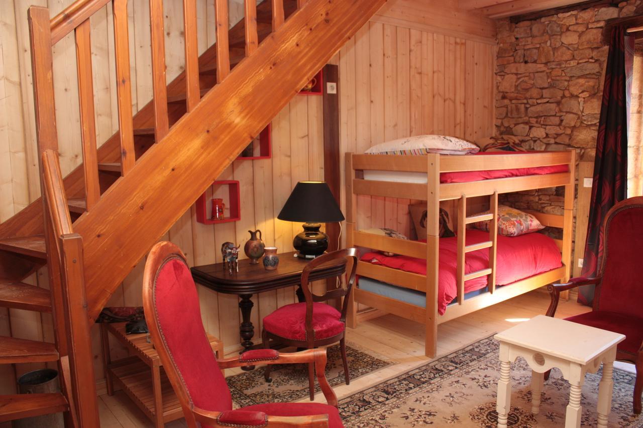 Bed and Breakfast Le Clos Mandalou Saint-Pompont Zimmer foto